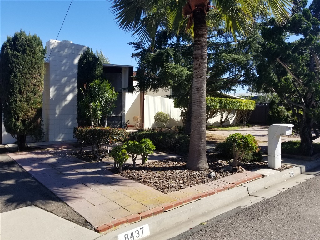 Property Photo:  8437 Sugarman Dr  CA 92037 