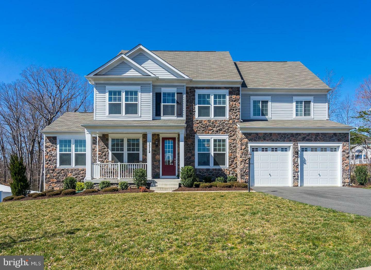 Property Photo: 3312 Soaring Circle VA 22193