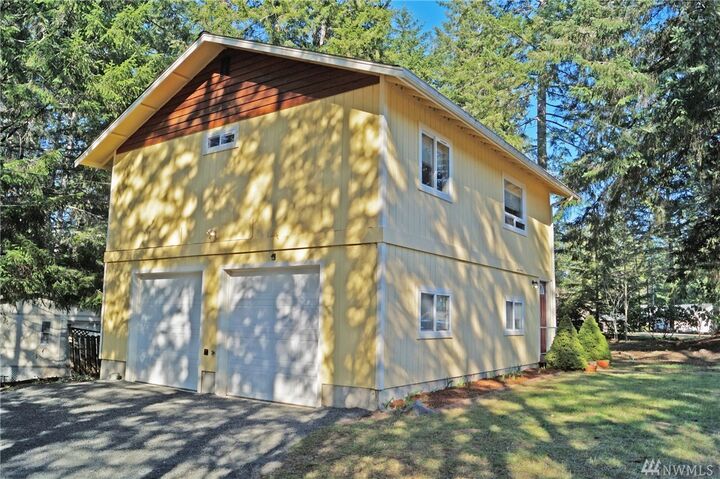 Property Photo:  190 E Stavis Rd  WA 98584 