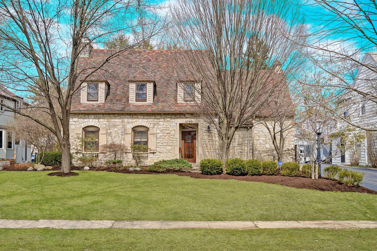 Property Photo:  2760 Bryden Road  OH 43209 