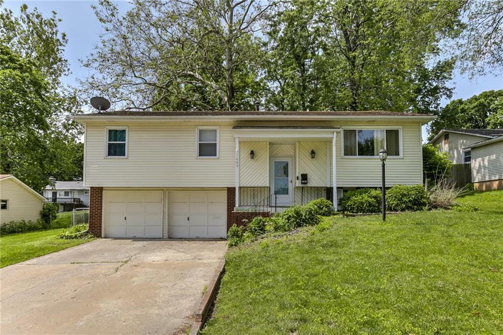 Property Photo:  1605 NE 67th Terrace  MO 64118 