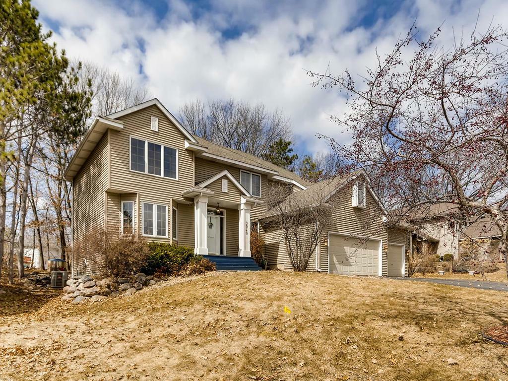 9040 Duckwood Trail  Woodbury MN 55125 photo