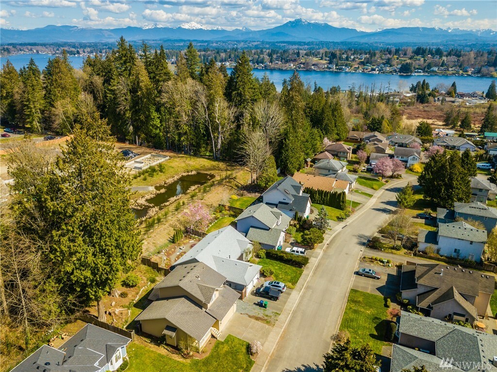 Property Photo:  10205 7th Place SE  WA 98258 