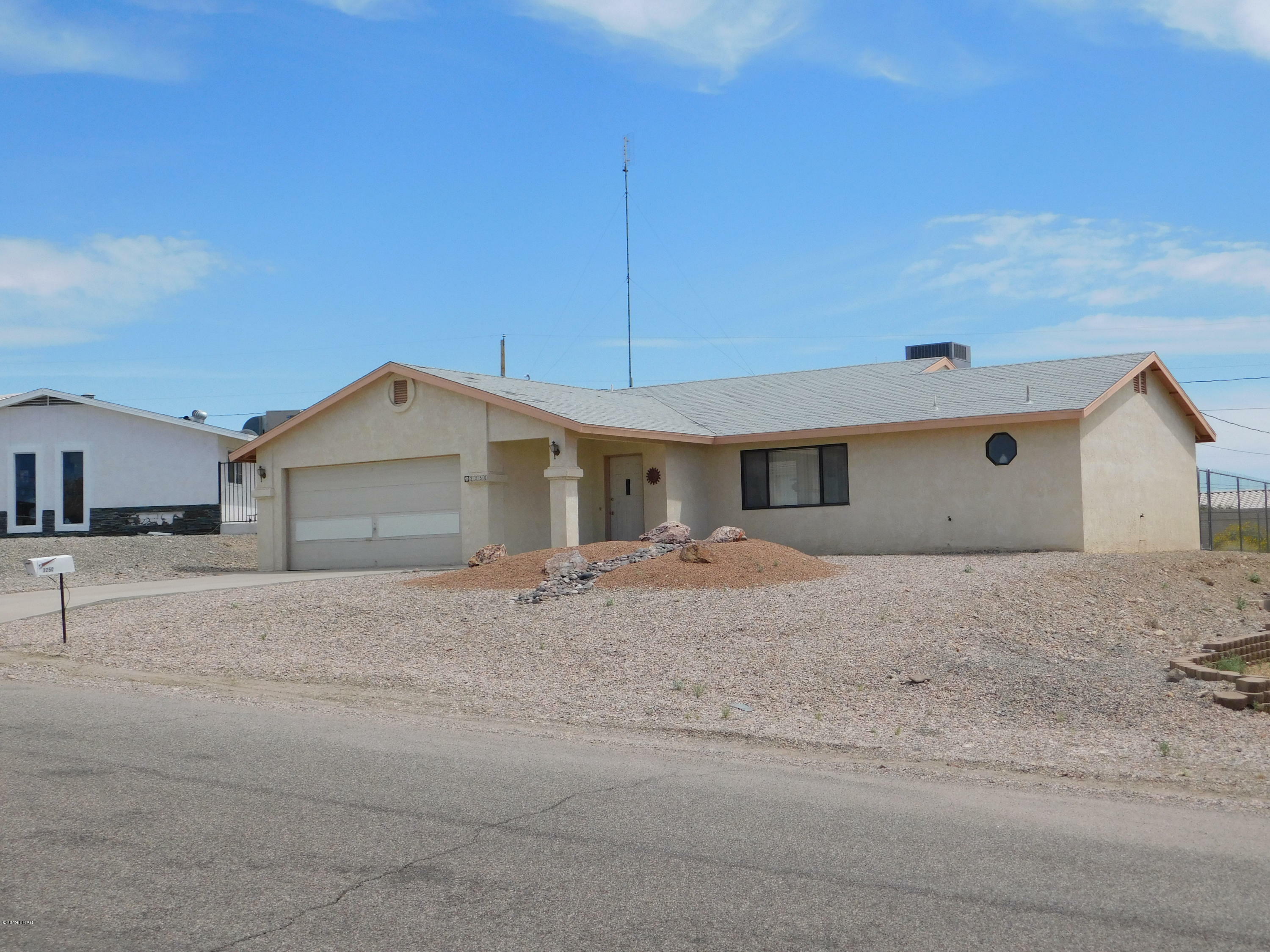 Property Photo:  3250 Silverspoon Dr  AZ 86406 