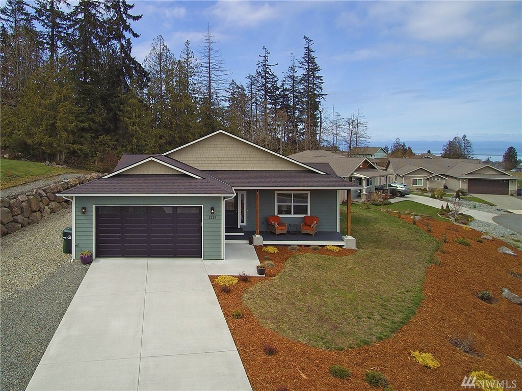 Property Photo:  1329 Morning Ct  WA 98362 