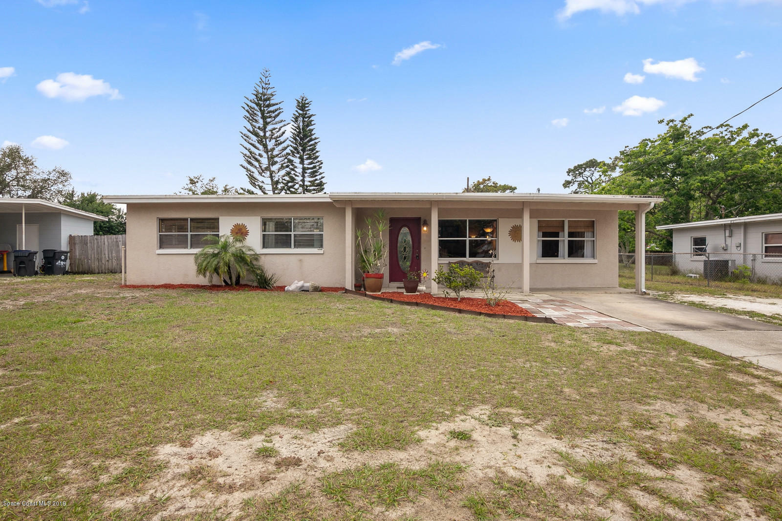 Property Photo:  160 N Hilltop Drive N  FL 32796 