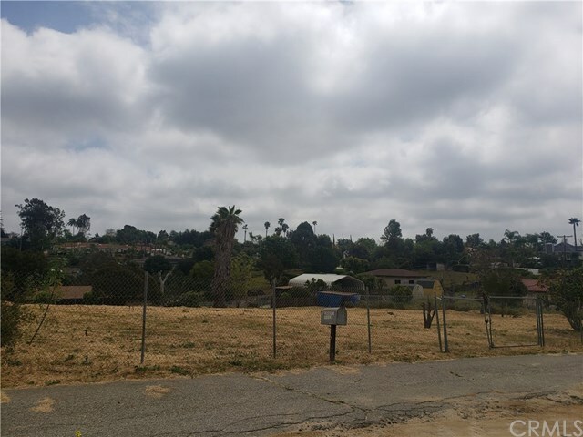 Property Photo:  10507565 Rancho Ryan Road  CA 92028 