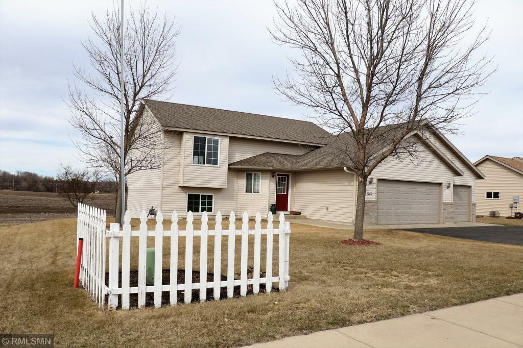 Property Photo:  1060 Forest City Boulevard NW  MN 55358 