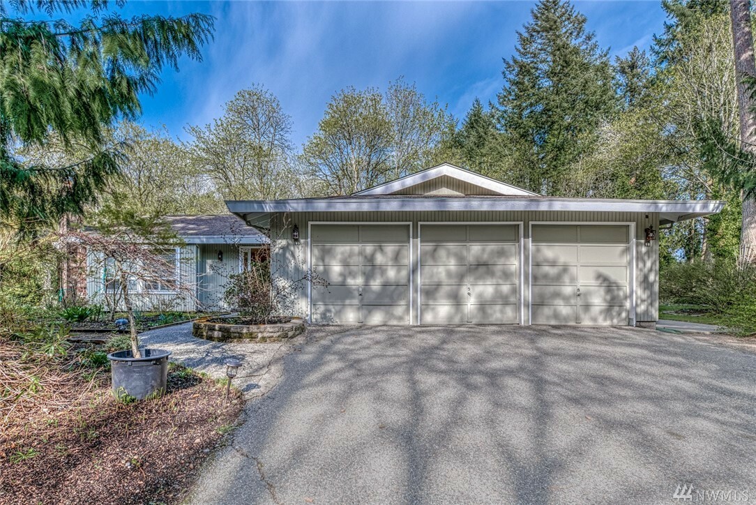 Property Photo:  4607 Dunbar Dr NW  WA 98335 