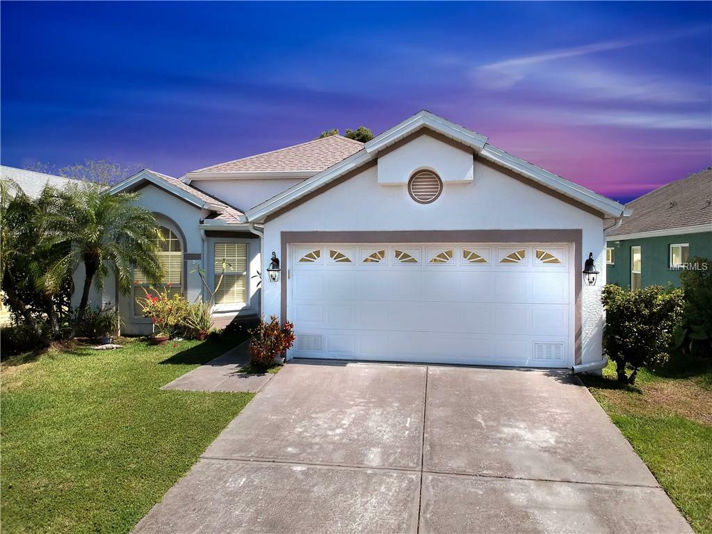 Property Photo:  916 Addison Drive NE  FL 33716 