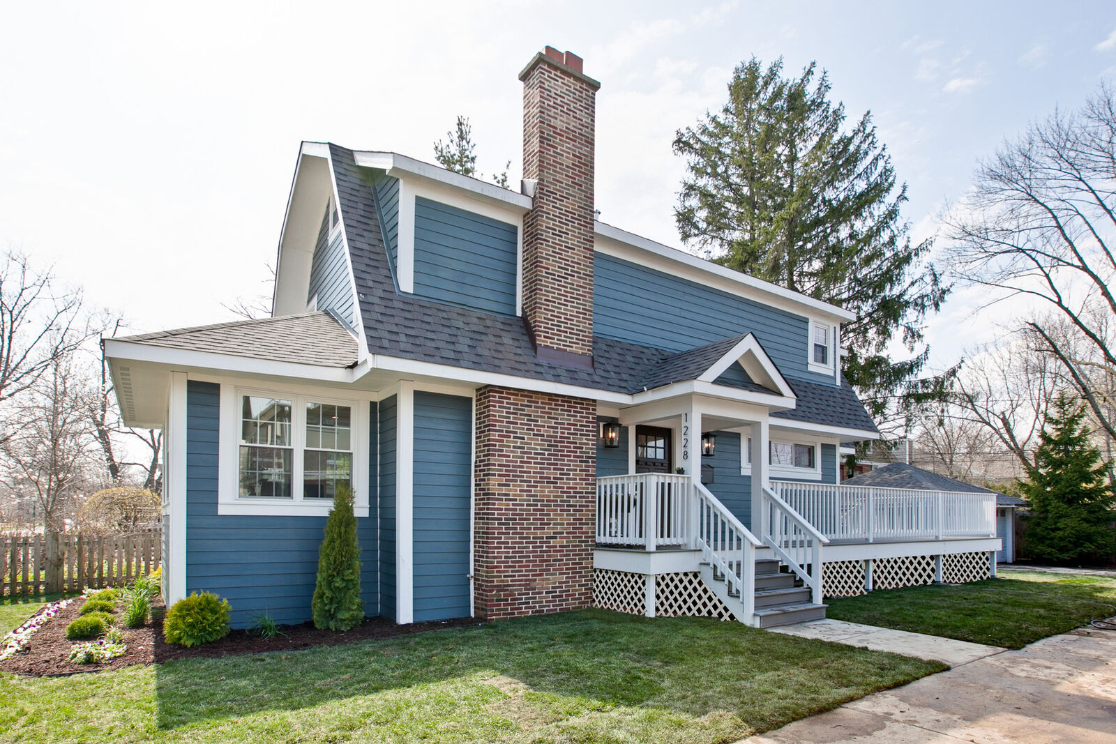 Property Photo:  1228 Washington Avenue  IL 60091 