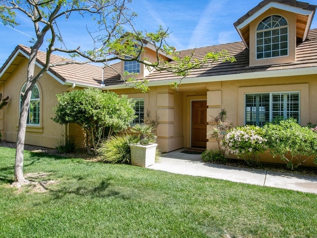 Property Photo:  31349 Kira Place  CA 92082 