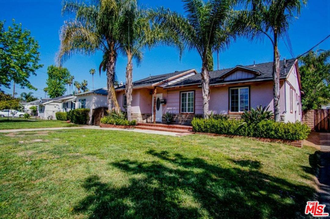 13837 Bessemer St  Van Nuys CA 91401 photo