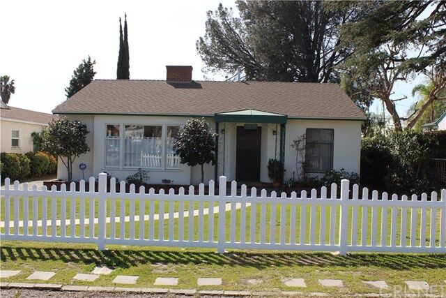 Property Photo:  11448 Delano Street  CA 91606 