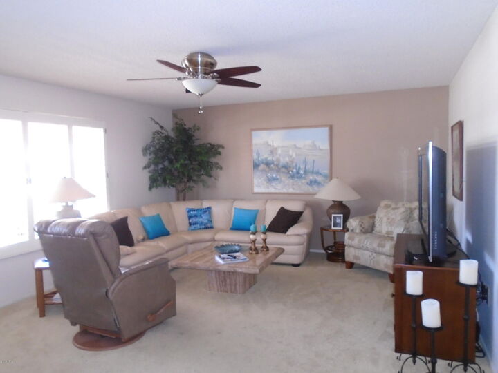 Property Photo:  9610 W Glen Oaks Circle N  AZ 85351 