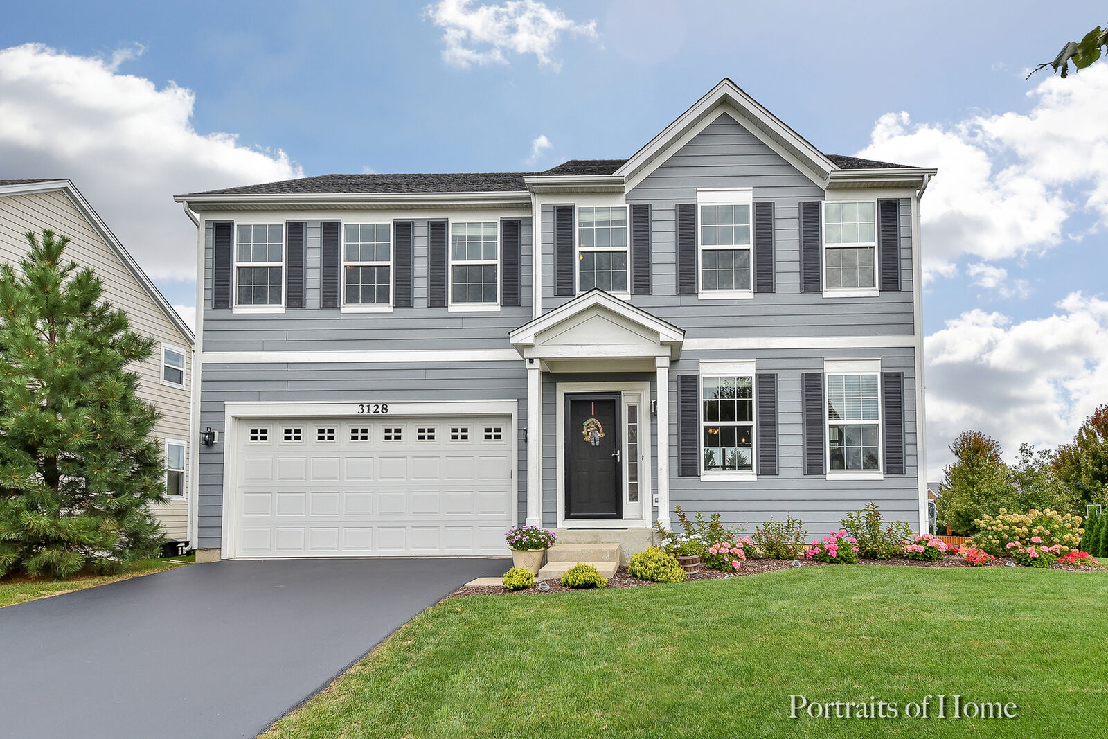 Property Photo:  3128 Heritage Parkway  IL 60124 