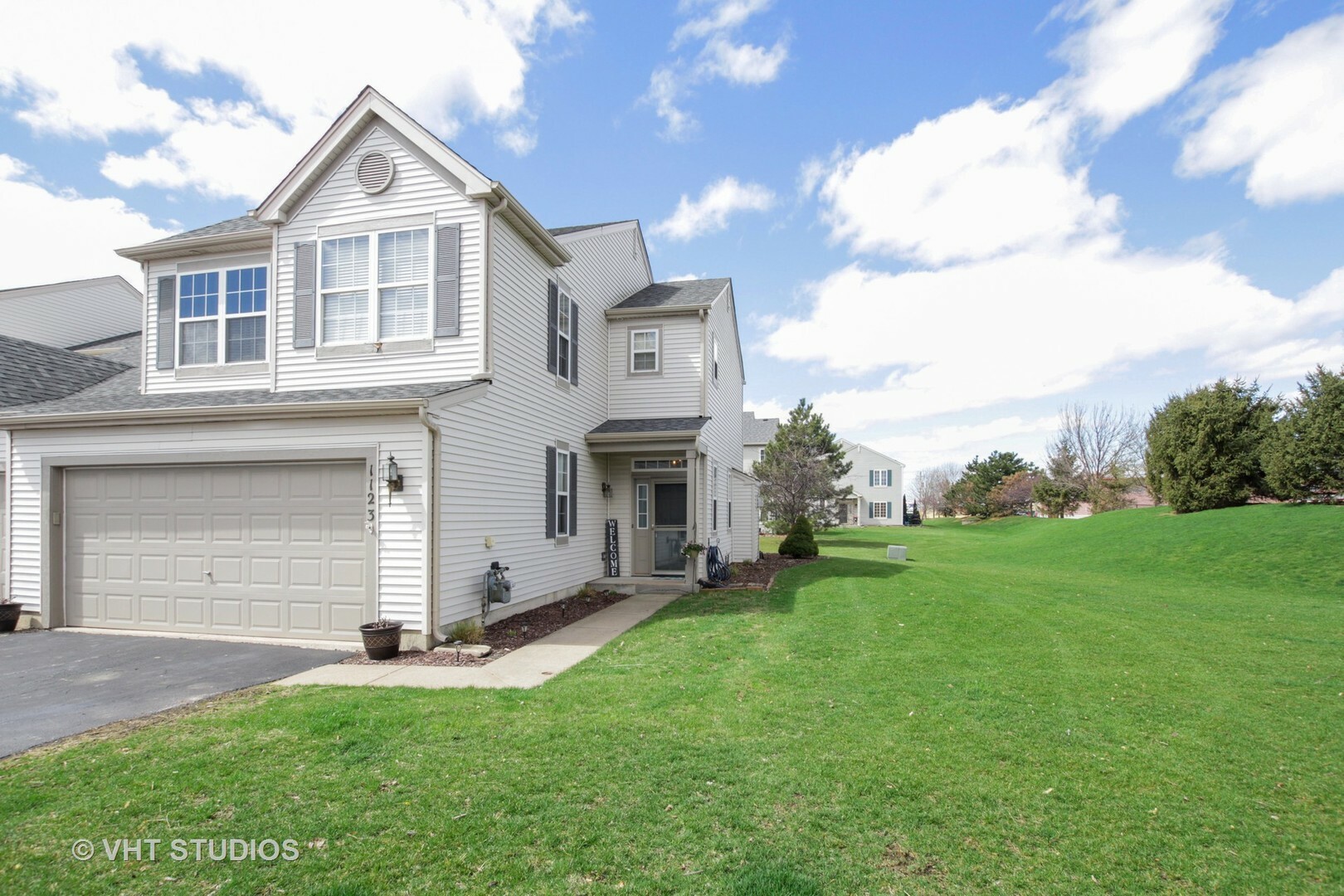 Property Photo:  1123 Foxglove Court  IL 60447 