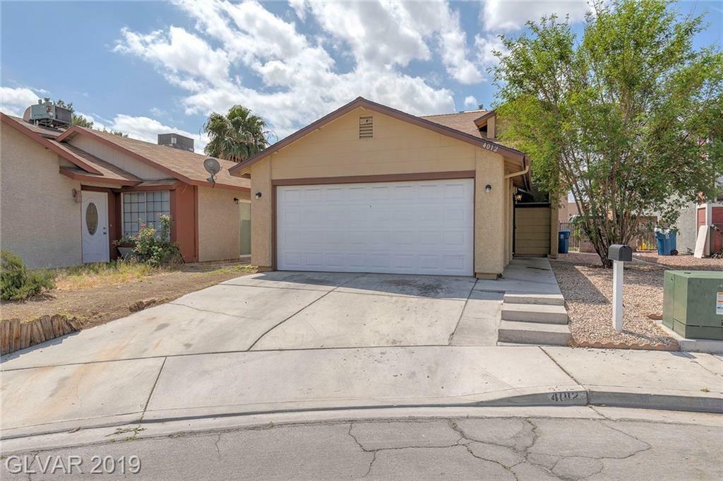 Property Photo: 4012 Pelham Court NV 89110