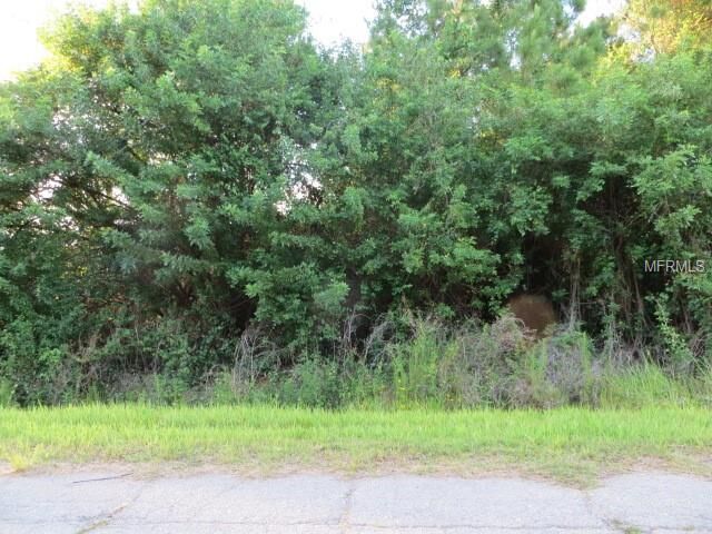 Property Photo: Red Oak Road FL 34288