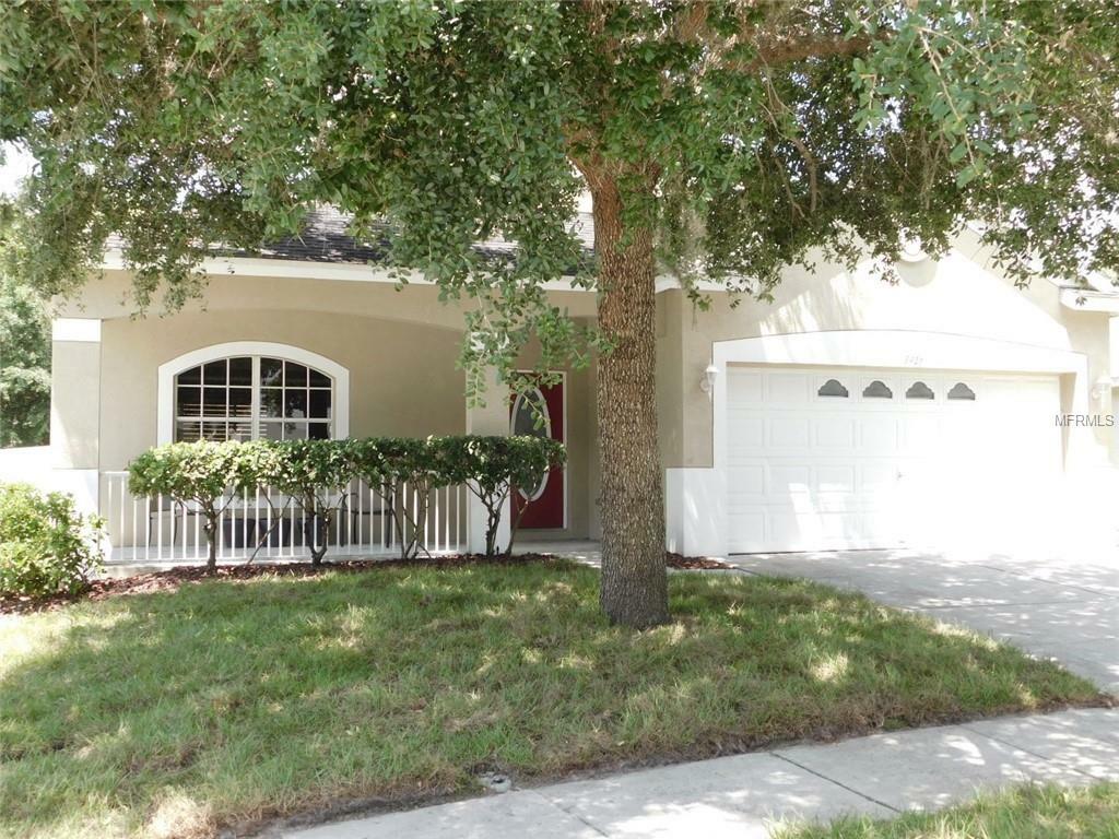 Property Photo:  7926 Terrace Ridge Drive  FL 33637 