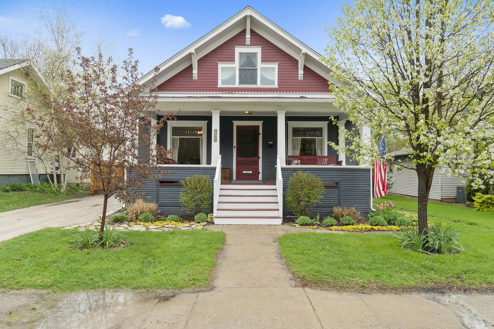 Property Photo:  323 West 3rd Street  IL 60548 