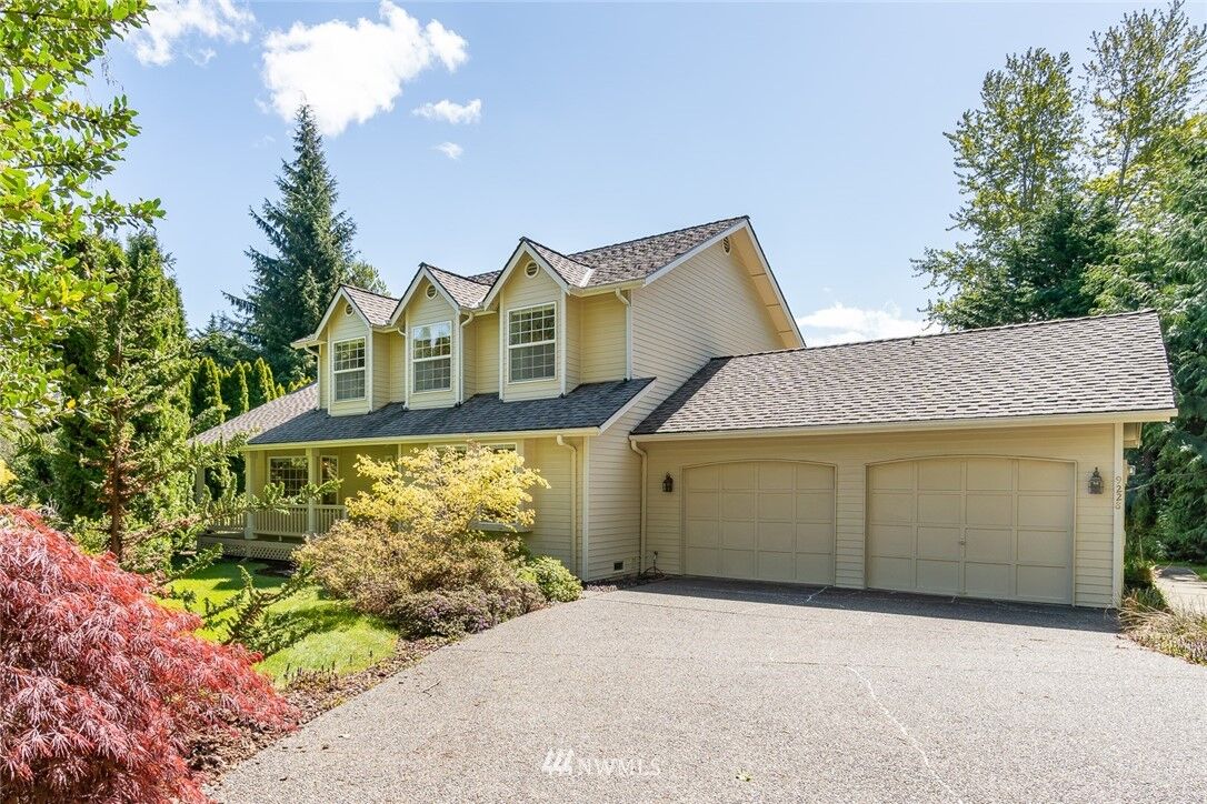 Property Photo:  9228 176th Street SE  WA 98296 