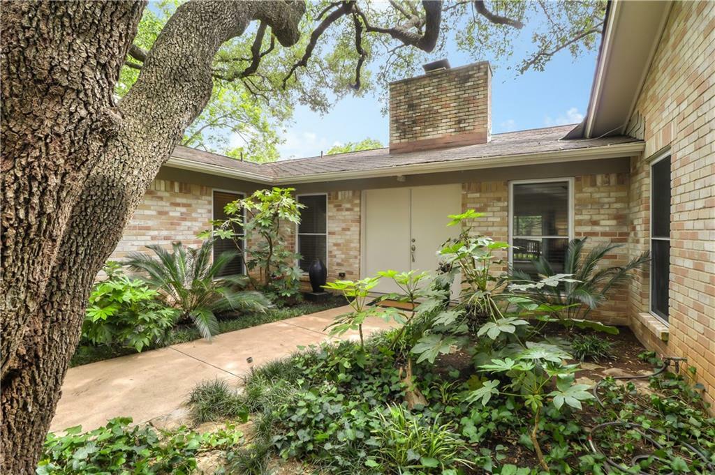 Property Photo:  11541 Spicewood Parkway  TX 78750 