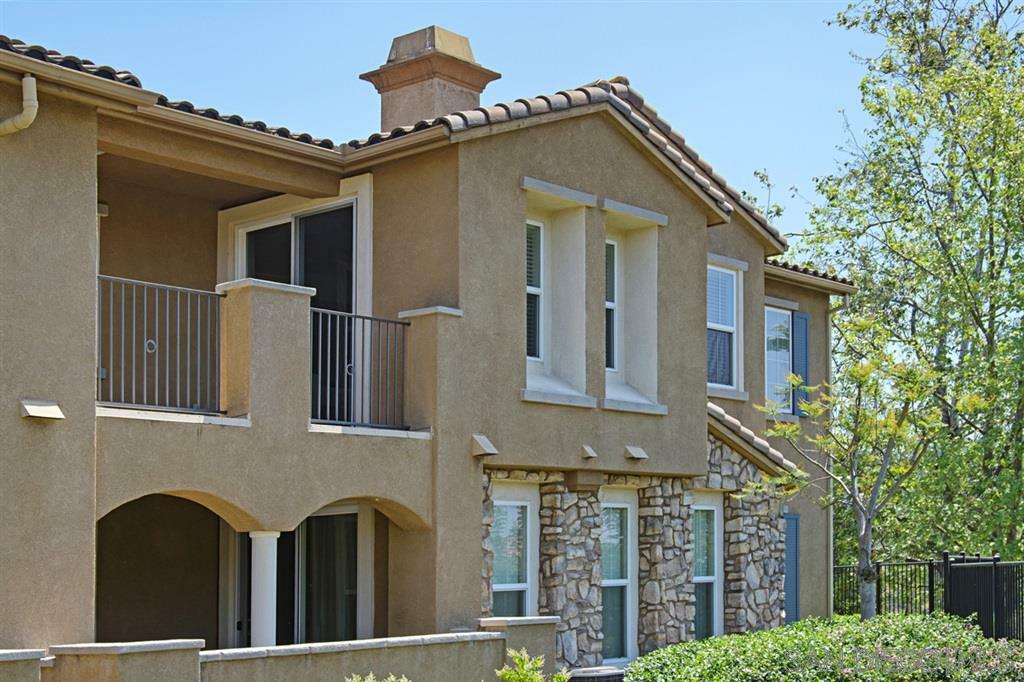 Property Photo:  10855 Serafina Ln 28  CA 92128 