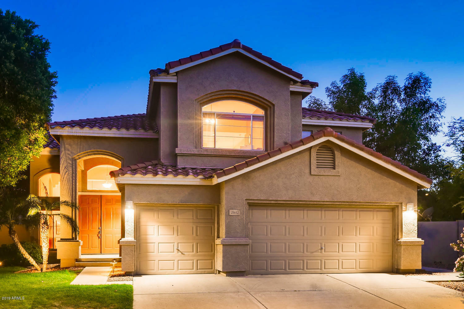 Property Photo: 21612 N 59th Drive AZ 85308