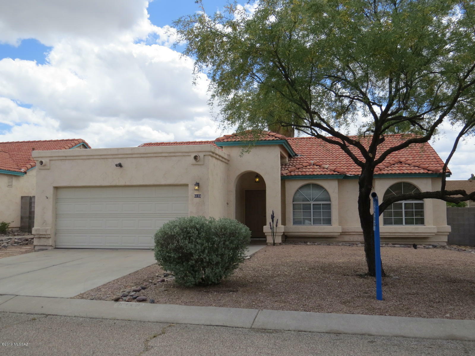 Property Photo:  5143 W Warbler Street  AZ 85742 