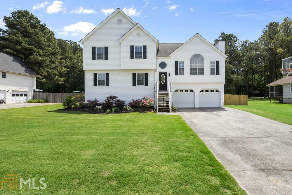 Property Photo:  29 Country Walk  GA 30121 