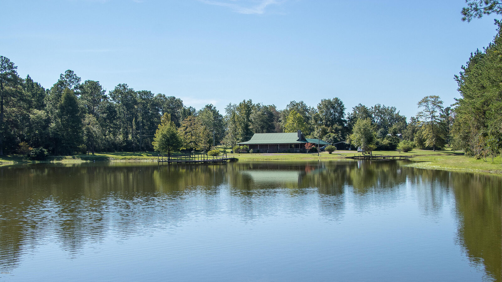 Property Photo:  125 T V Tower Road  MS 39573 