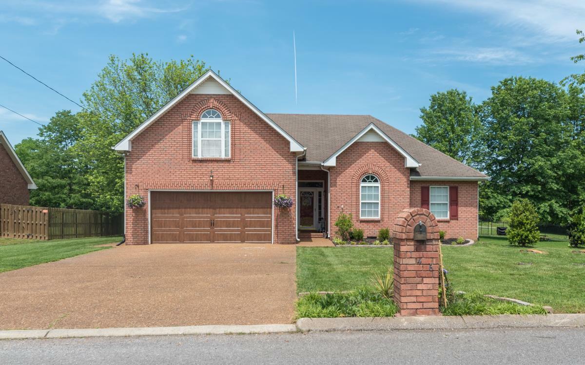 Property Photo: 146 B Waterford Way TN 37075