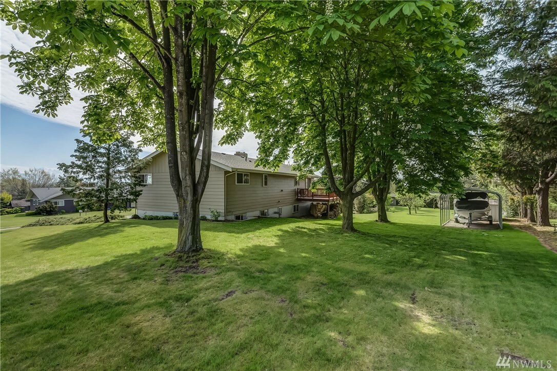 Property Photo:  5981 Hillside Dr  WA 98248 