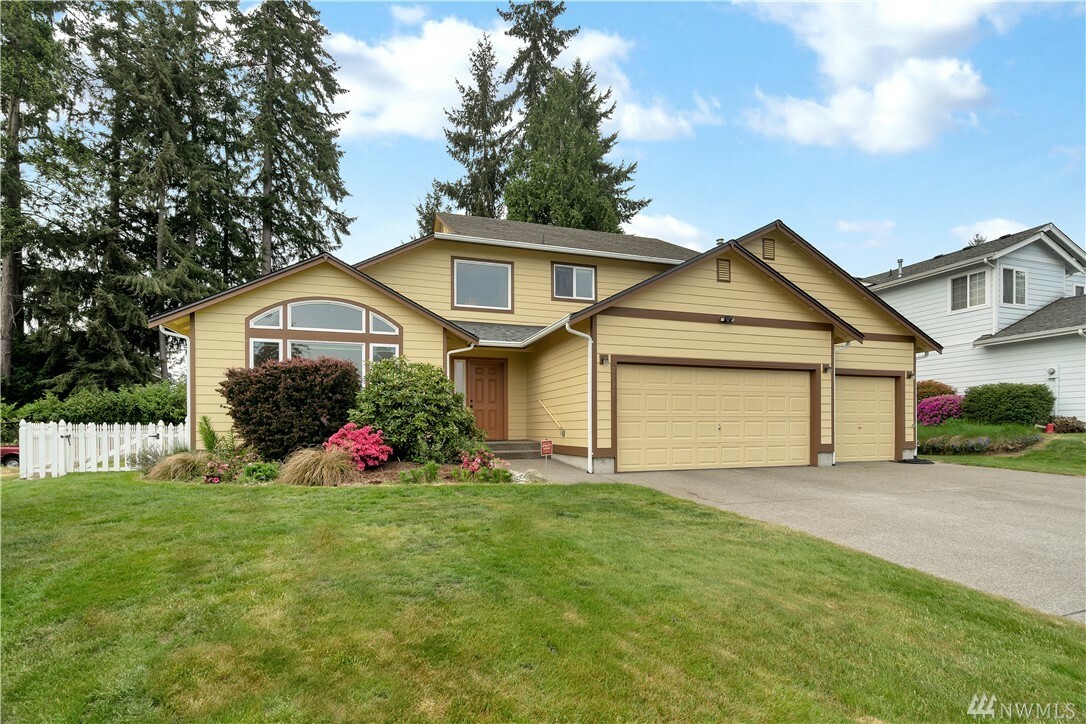 Property Photo: 2738 Sutherland Place WA 98388