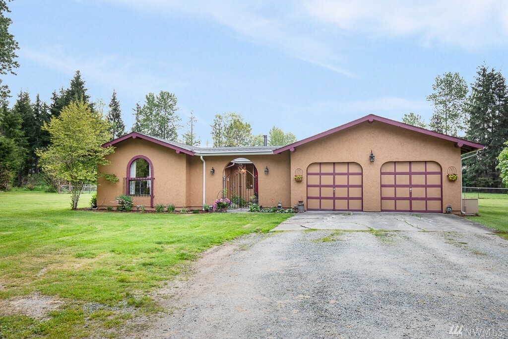 Property Photo:  12421 Woods Lake Rd  WA 98272 