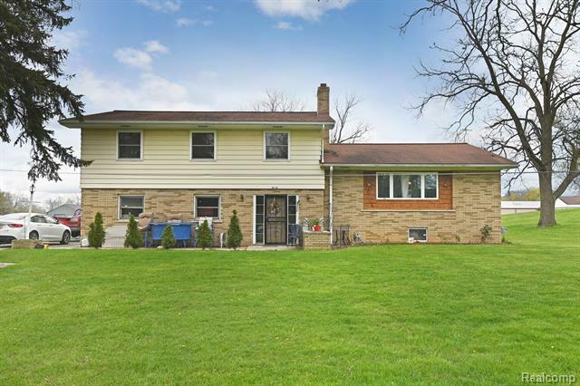 Property Photo:  16215 East Drive  MI 48442 