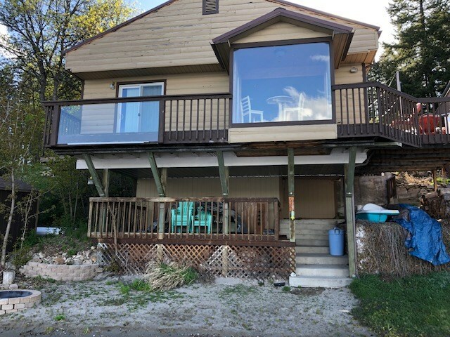 Property Photo: 45494 Lake Shore Homes Rd WA 99148