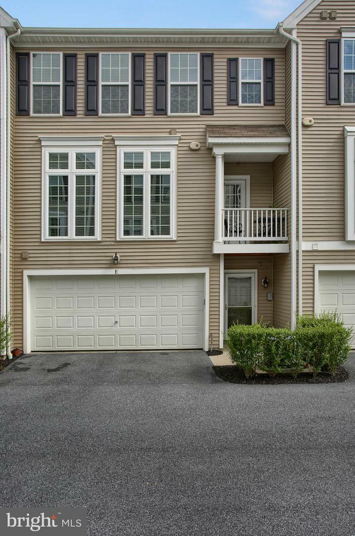 Property Photo:  3013 Meridian Commons E  PA 17055 