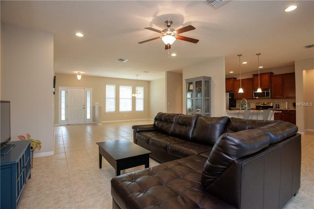 Property Photo: 6119 Evansbrook Drive FL 33541