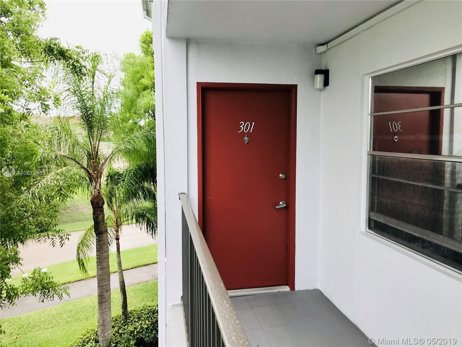 Property Photo: 1251 SW 134th Way 301A FL 33027