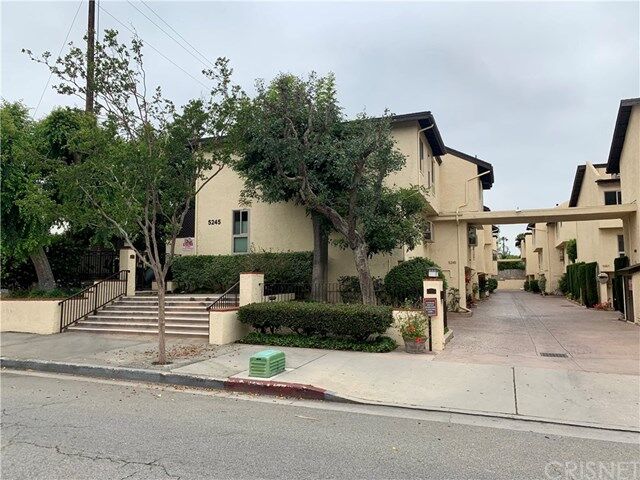 5245 Coldwater Canyon Avenue B  Sherman Oaks CA 91401 photo
