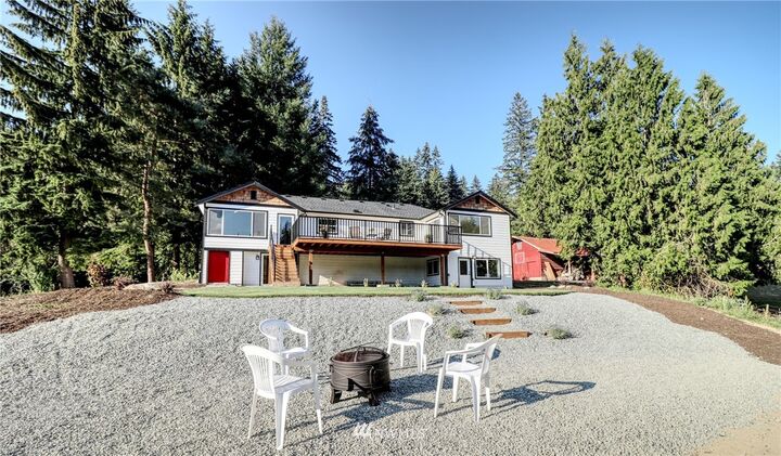 Property Photo:  24525 SE 156th Street  WA 98027 