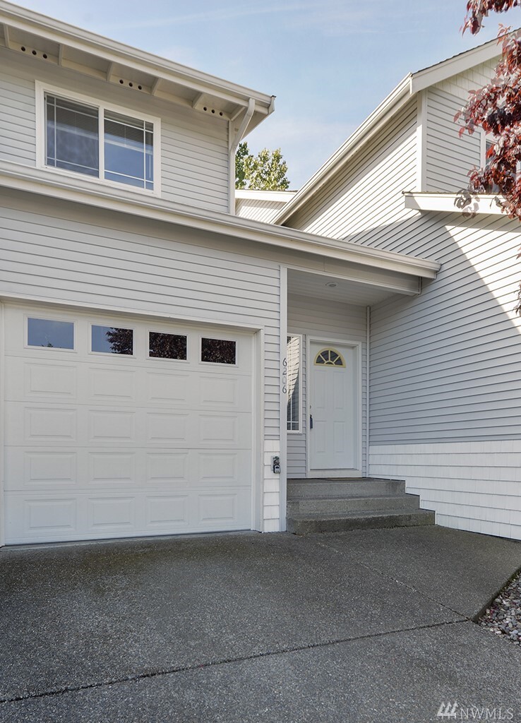 Property Photo: 6206 126th St E WA 98373