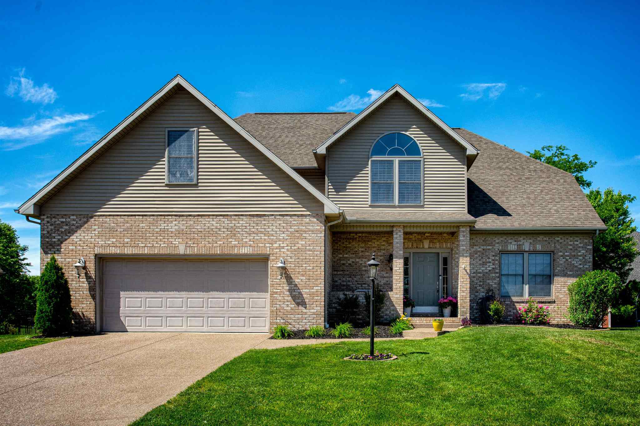 Property Photo: 4600 Clint Circle IN 47630