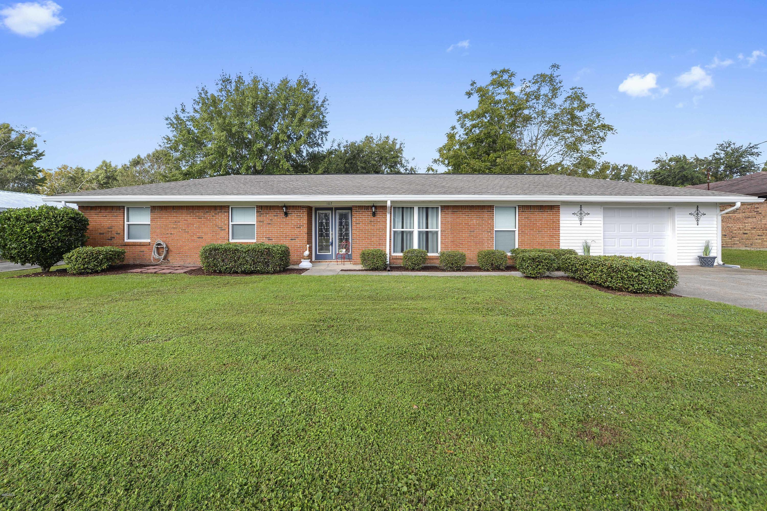 Property Photo:  107 Boggs Circle  MS 39560 