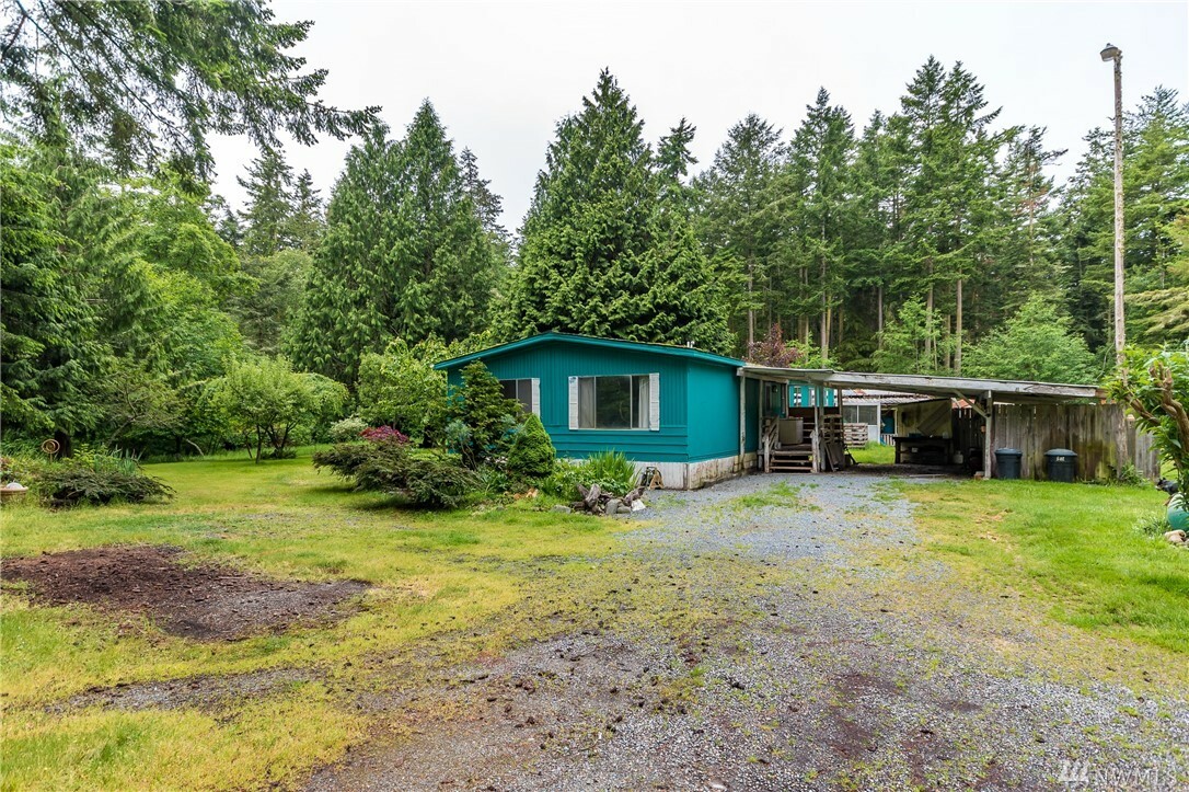 Property Photo:  1717 Zylstra Rd  WA 98277 