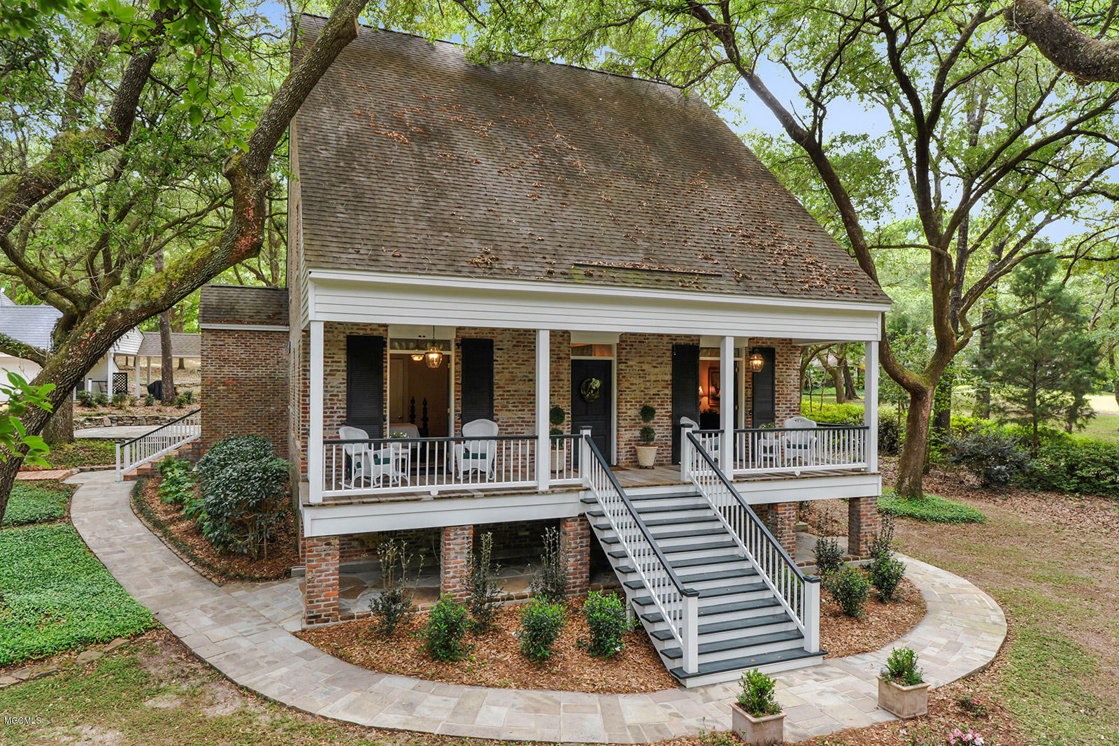 Property Photo: 24343 Oaklawn Plantation MS 39571