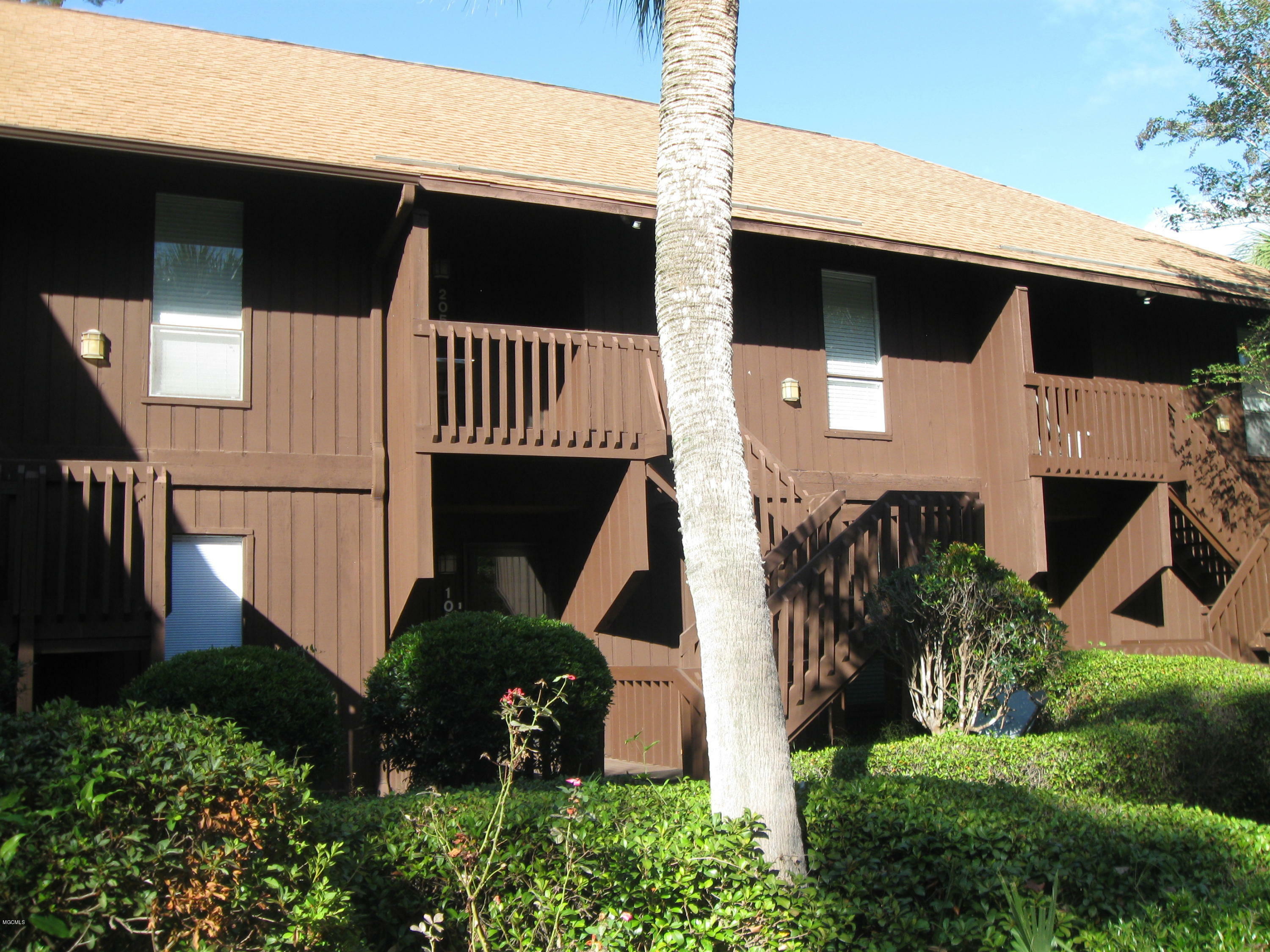 205 Lanai  Diamondhead MS 39525 photo