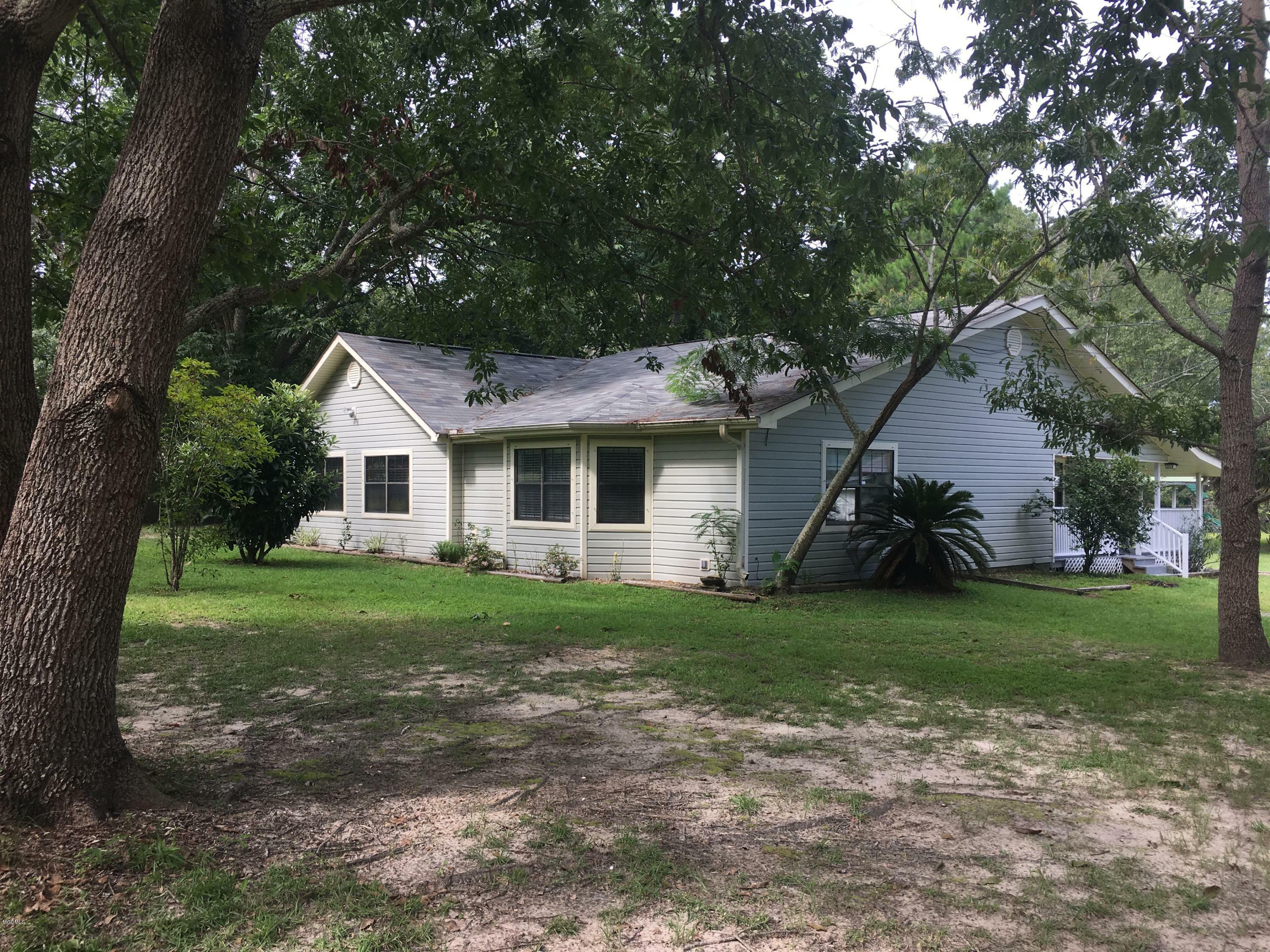 Property Photo:  10402 Roberts Road  MS 39532 